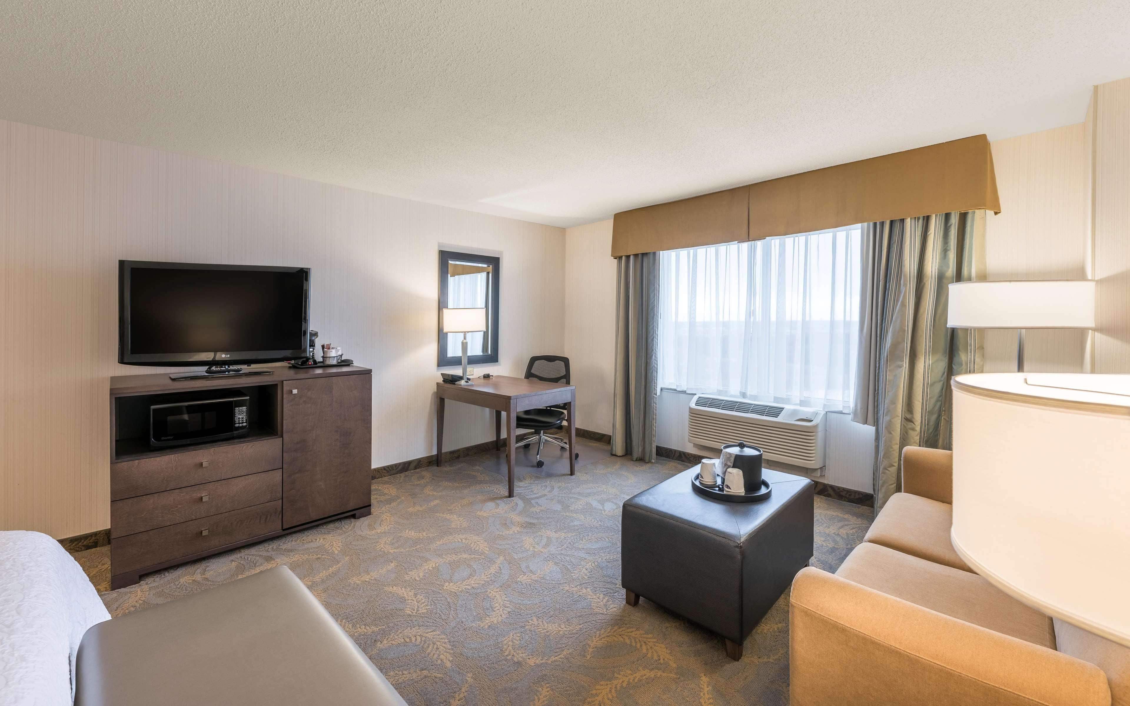 Hampton Inn Sydney Exterior photo